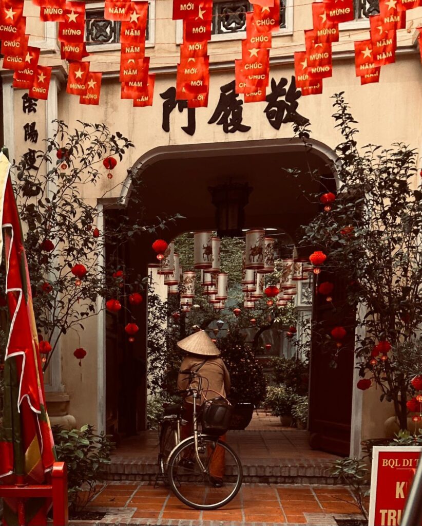 Vietnam travel guides and family holiday destinations